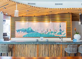 Hyatt Centric Waikiki Beach