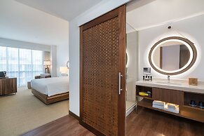 Hyatt Centric Waikiki Beach