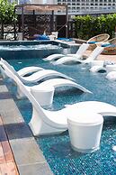 Hyatt Centric Waikiki Beach