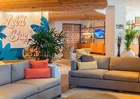 Hyatt Centric Waikiki Beach