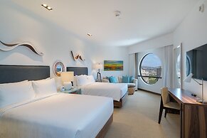 Hyatt Centric Waikiki Beach