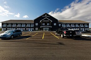 Crossroads Inn & Suites