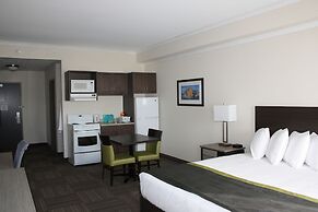 Crossroads Inn & Suites