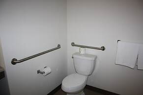 Crossroads Inn & Suites