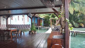 Casa Acuario