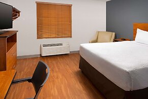 WoodSpring Suites Chicago Darien