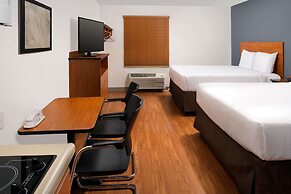 WoodSpring Suites Chicago Darien