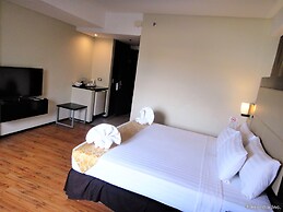 Mallberry Suites Business Hotel