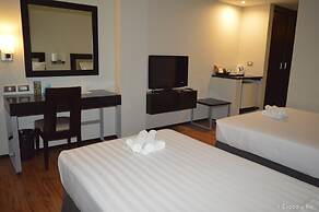 Mallberry Suites Business Hotel