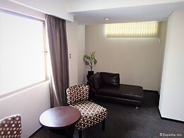 Mallberry Suites Business Hotel