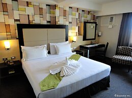 Mallberry Suites Business Hotel