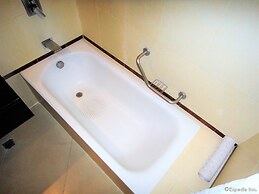 Mallberry Suites Business Hotel