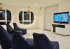 BearPacker Patong Hostel