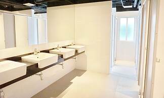 BearPacker Patong Hostel