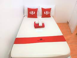 8Hostel