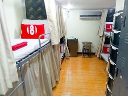 8Hostel