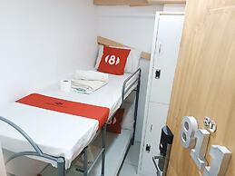 8Hostel