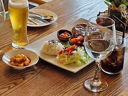 Cheonjiyeon Crystal Hotel