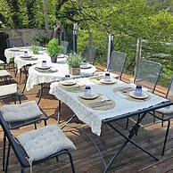 Cheonjiyeon Crystal Hotel