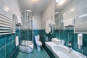 Hotel Ostaniec