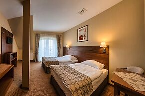 Hotel Ostaniec