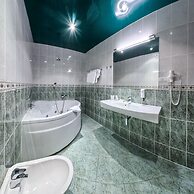 Hotel Ostaniec