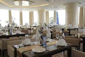 HSB Office and Apartment