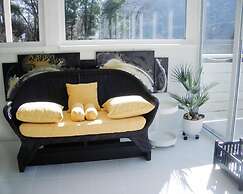 Ferienhaus BLACK & WHITE