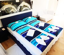 Ferienhaus BLACK & WHITE