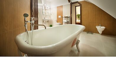 Brioni Suites