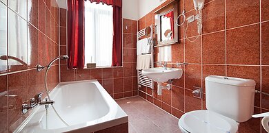 Brioni Suites