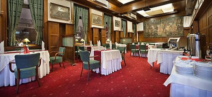 Brioni Suites