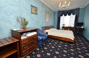 Brioni Suites