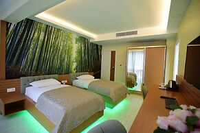 Quantum Hotel