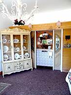 Redclyffe Shore Motor Inn