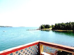 Redclyffe Shore Motor Inn