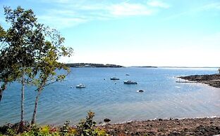 Redclyffe Shore Motor Inn