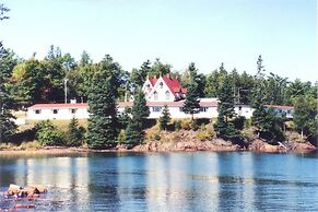 Redclyffe Shore Motor Inn