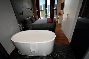 Hotel Love It CAS Consulate