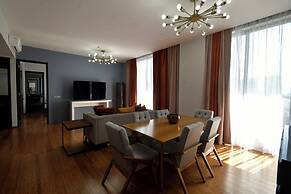 Hotel Love It CAS Consulate