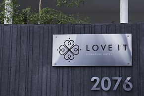 Hotel Love It CAS Consulate