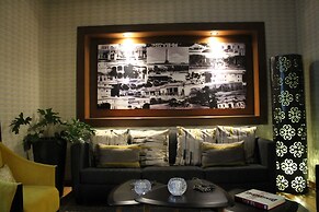 Hotel Love It CAS Consulate