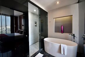 Hotel Love It CAS Consulate