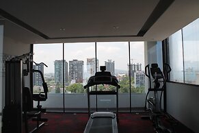 Hotel Love It CAS Consulate