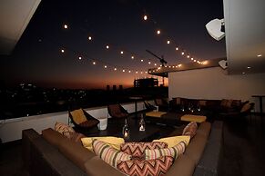 Hotel Love It CAS Consulate