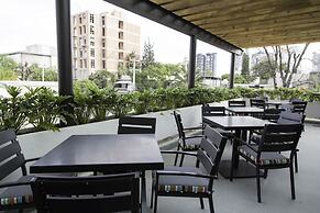 Hotel Love It CAS Consulate