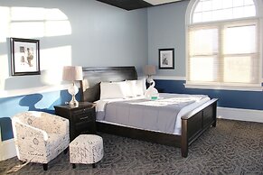 City Hall Grand Hotel