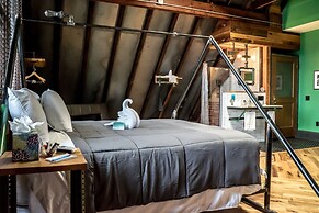 City Hall Grand Hotel