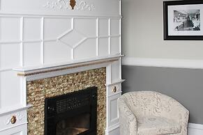 City Hall Grand Hotel