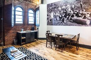 City Hall Grand Hotel